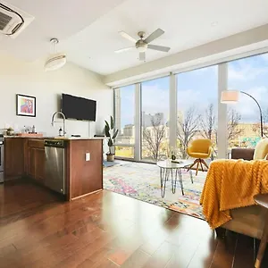 https://hostwise-stays-the-washington-at-chatham-free-parking-3.hotels-in-pittsburgh.com
